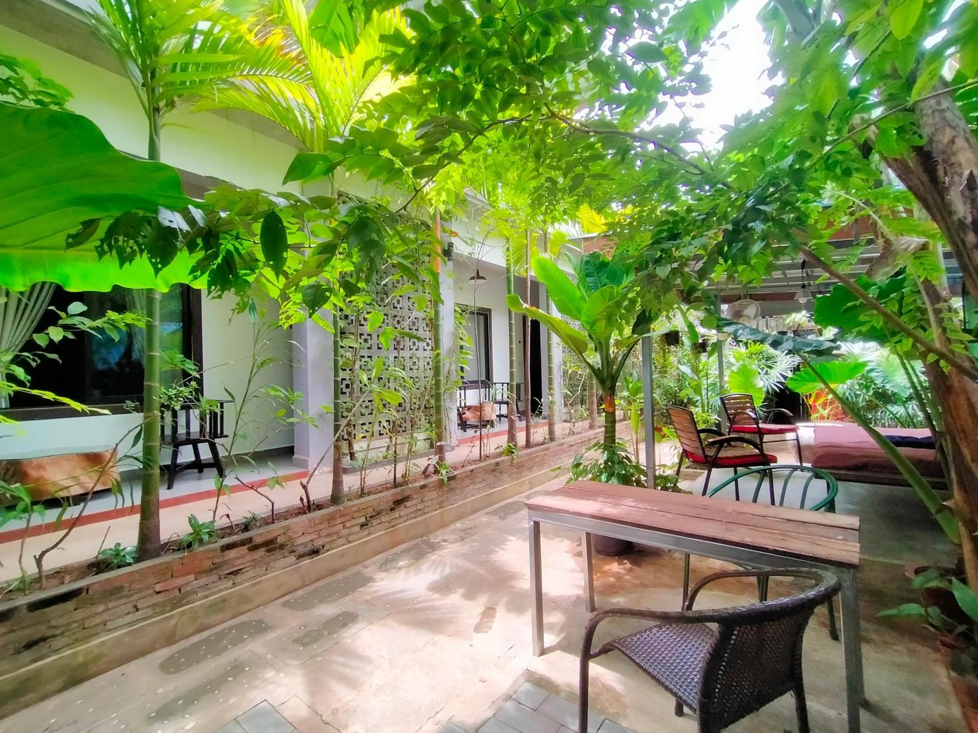 Bed & Breakfast Village 3*